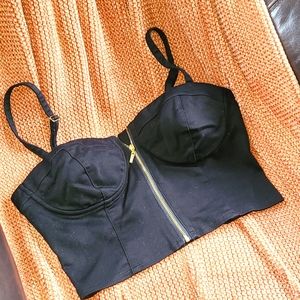 Guess crop top with zipper front. Size small